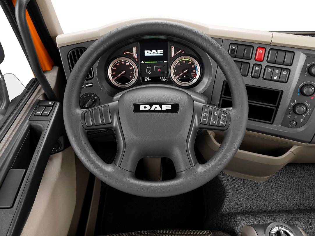 DAF-LF-2016-Edition-Interior